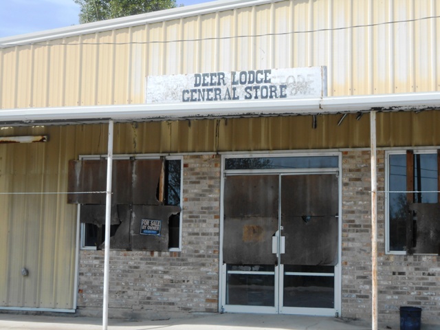 Deer Lodge storefront.