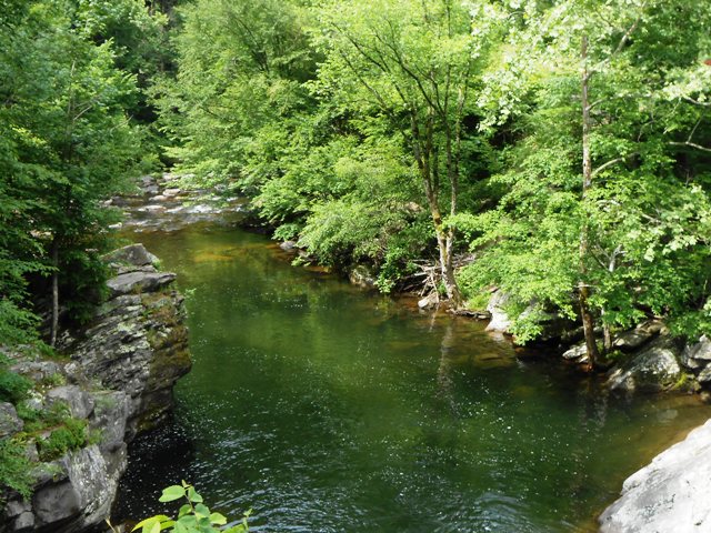 The bottom part of the Sinks in the Smokey's.