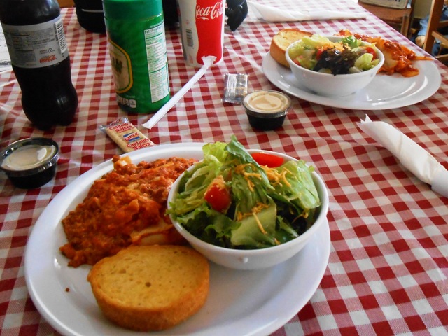 Friendly folks and great food at the Oldway Cafe!