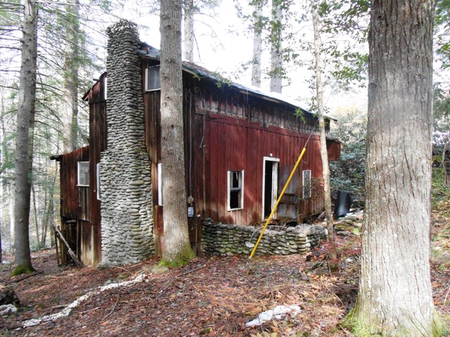 Cottages intact but all in disrepair. 