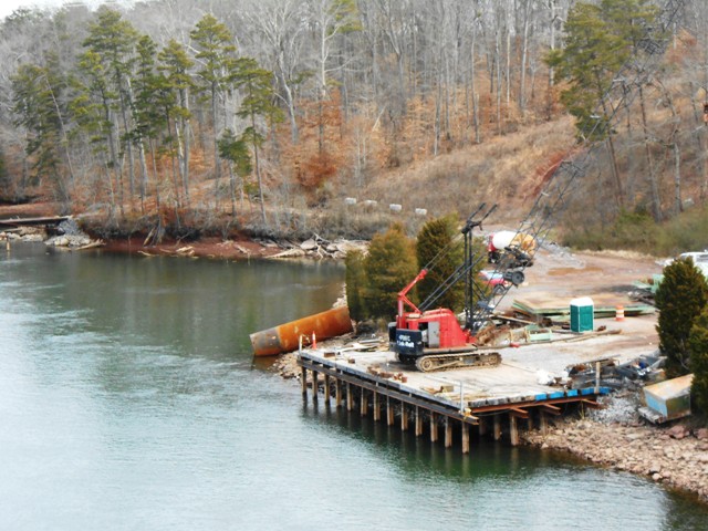 Looks like that pier is under construction.