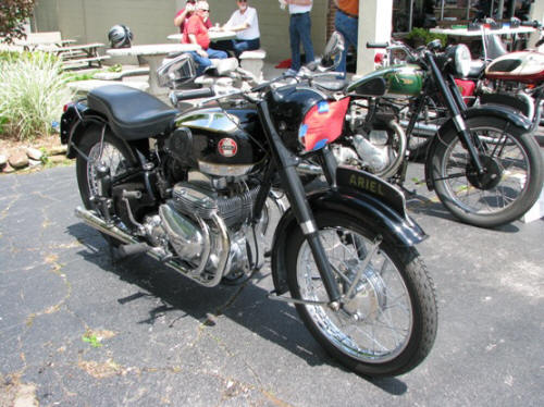 1956 Ariel Square 4