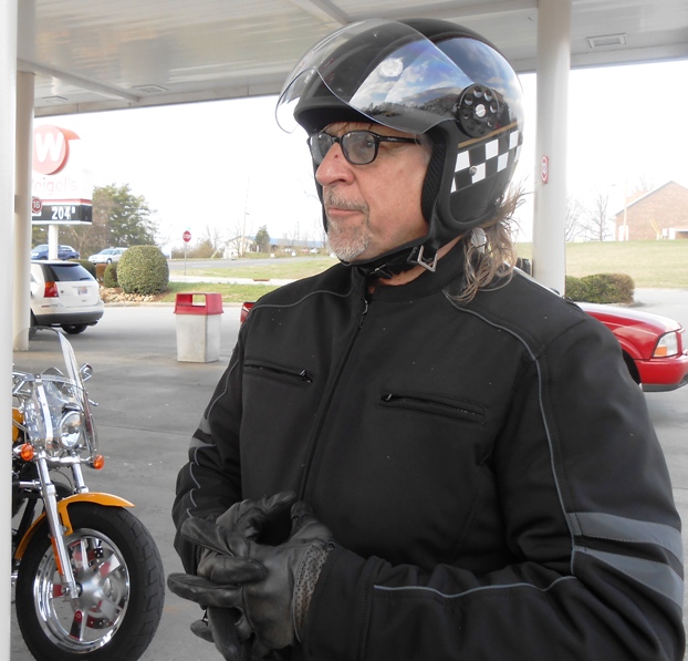 We made another fuel stop at Weigel's off 411.