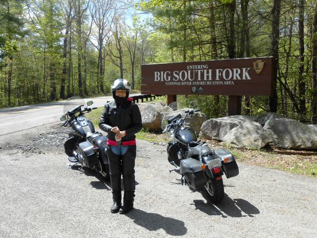 Pamo in front of the entrance sign into Big South Fork.