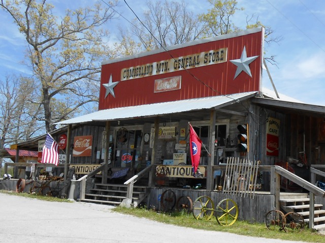 The Cumberland Mtn General Store in Clark Range.