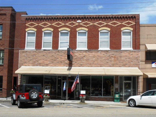 Tinsley Bible Drug Store in Dandridge famous for their hamburger.