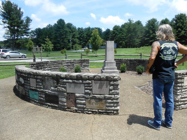 Monument for Davy Crockett.