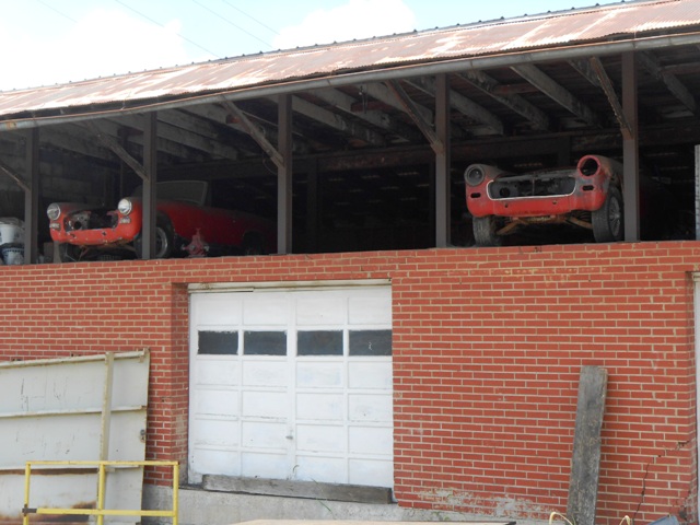 ... a couple of old MG's! Cool.