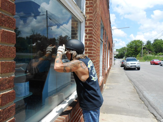 We nosed around a little before getting back on the road.