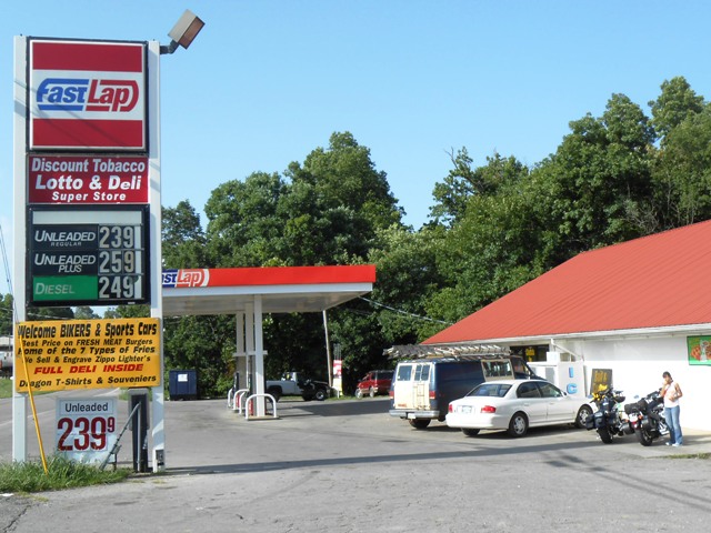 We stopped at the Fast Lap for an ice cream.
