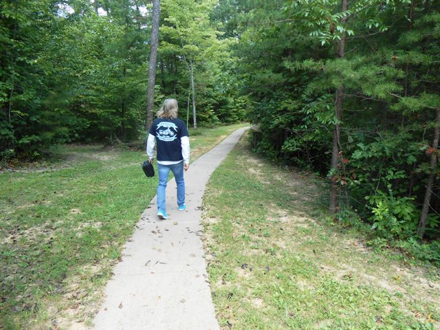 Heading toward the trail head to the Arch.