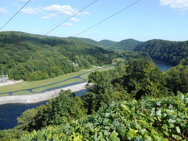 Norris Dam is a beautiful area and great for a rest stop.