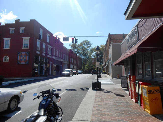 After lunch we walked around historic Rogersville.