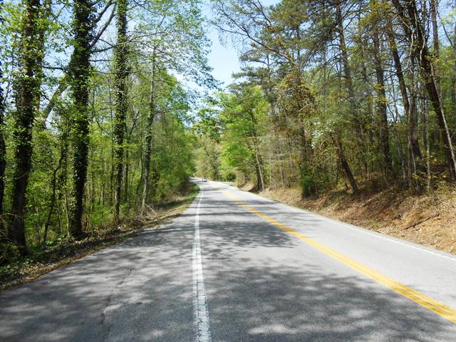 Norris Freeway leads us to Raccoon Valley Road.