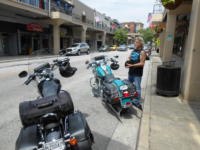 By now it's 3:00pm and time to start back to Knoxville.