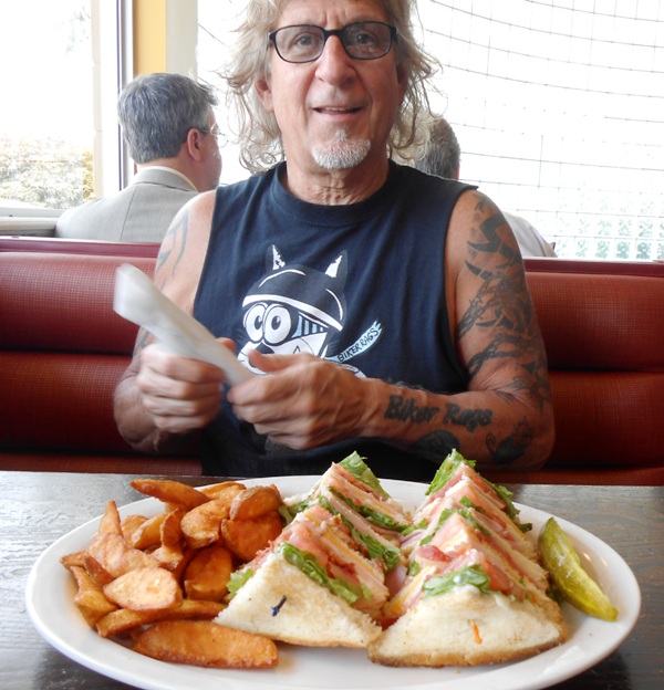 Jeff got the club sandwich... it was delicious also. YUM!