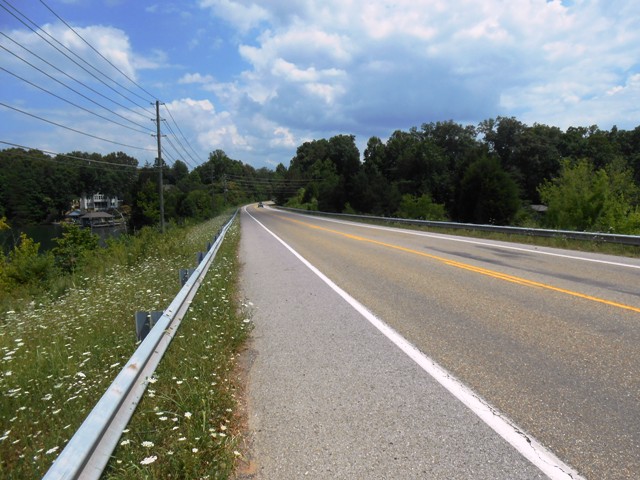 We stopped along 444 around 3:45pm...