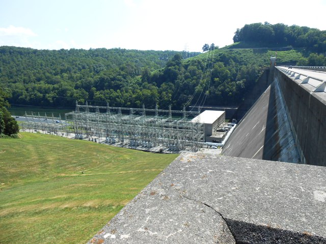 View of the dam.
