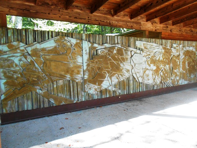 Stone depiction at the Pinnacle parking lot.